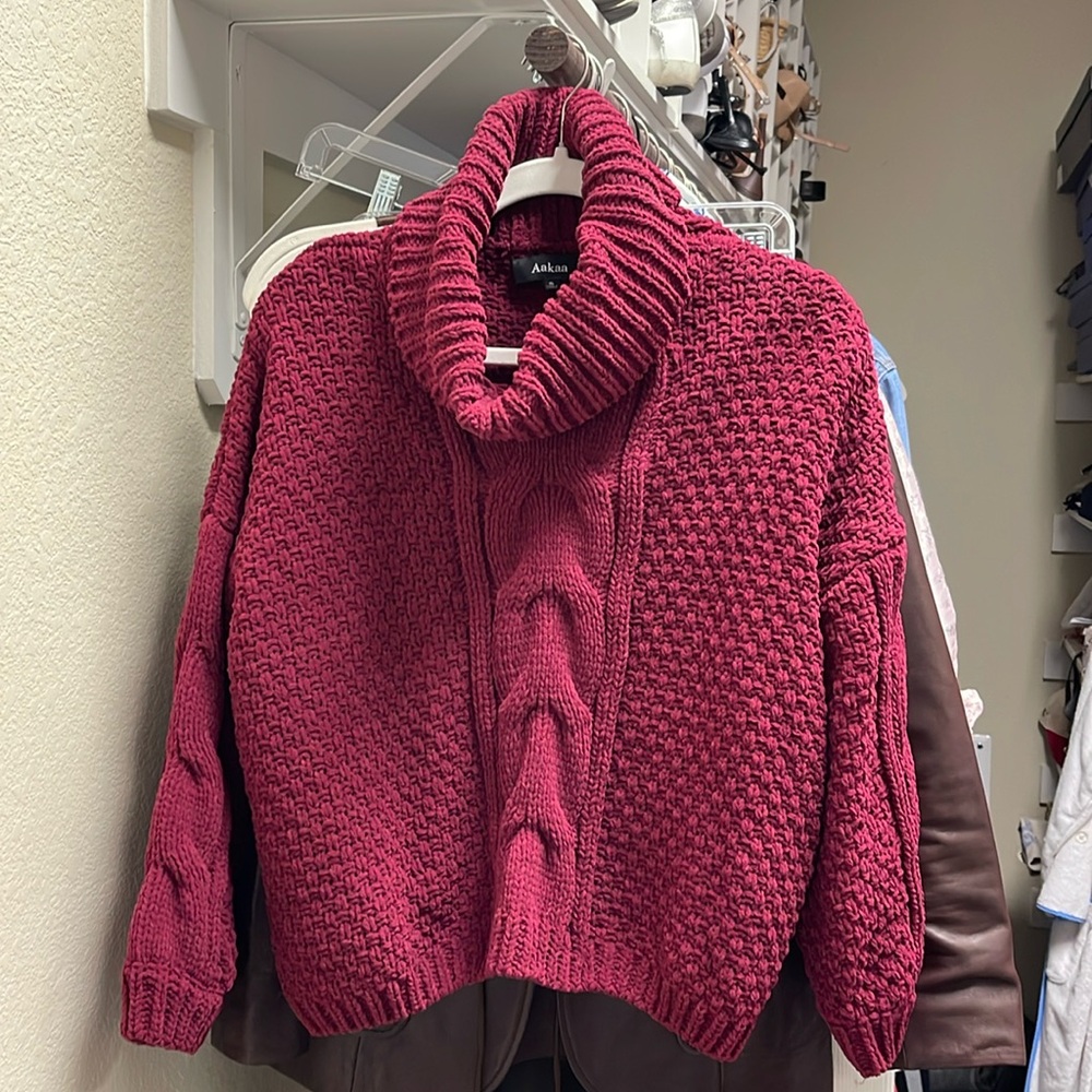 BURGUNDY COWL NECK SWEATER SZ S